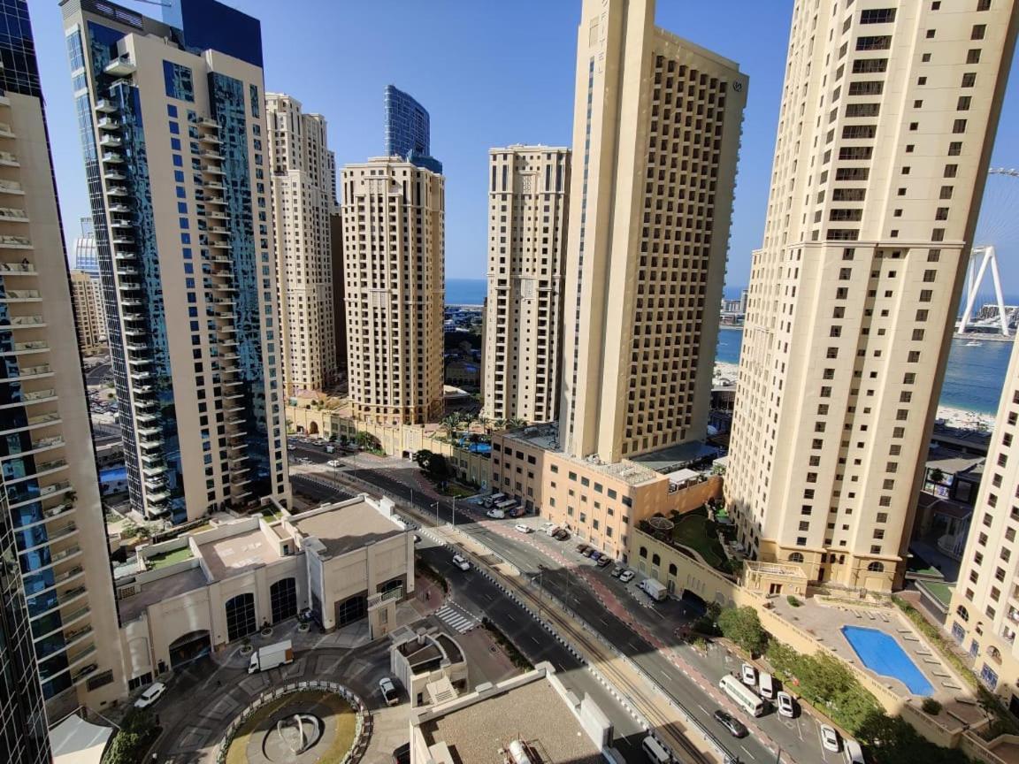 Holiday Homes Dubai Exterior photo